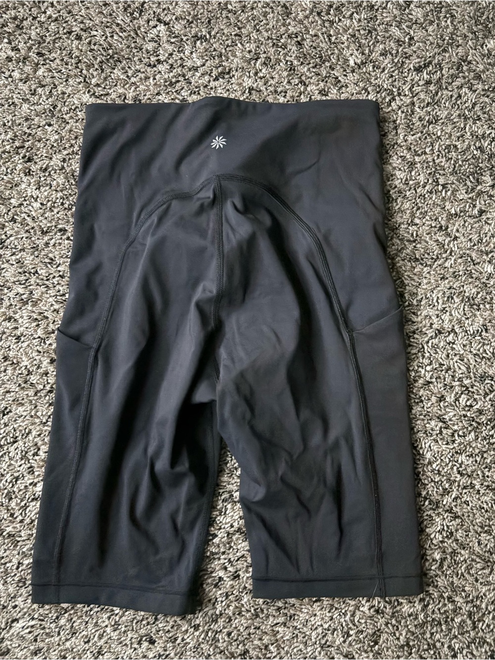 Athleta Black Ultimate Stash Pocket 9" Short
